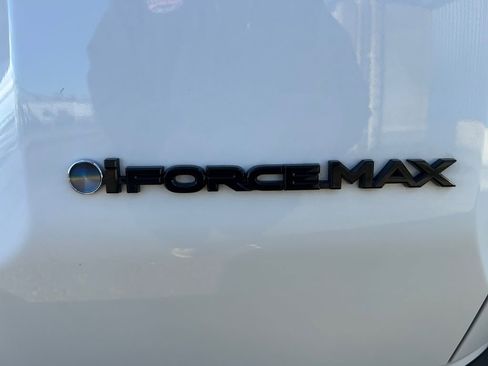 Used 2025 Toyota Land Cruiser w/ Premium Package image 32