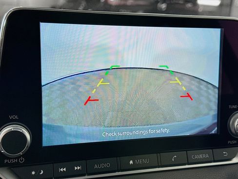 Used 2024 Nissan Sentra SV image 21