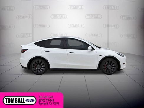 Used 2025 Tesla Model Y Performance AWD/4WD image 8