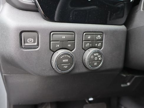 New 2026 Chevrolet Silverado 2500 LT w/ All Star Edition AWD/4WD image 15