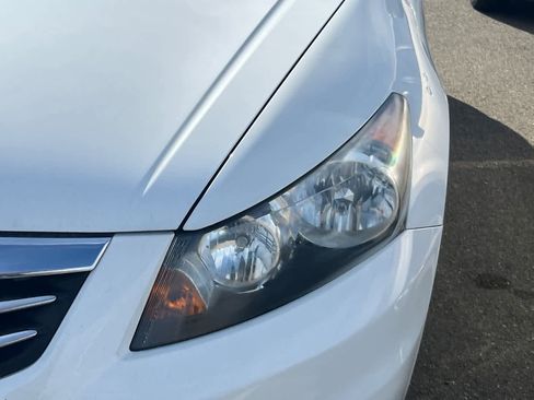 Used 2012 Honda Accord EX image 11