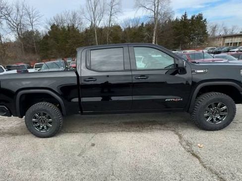 New 2026 GMC Sierra 1500 AT4X AWD/4WD image 9