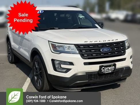 Used 2017 Ford Explorer XLT w/ Equipment Group 202A AWD/4WD image 1
