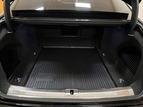 Used 2019 Audi A8 L 4.0T image 36