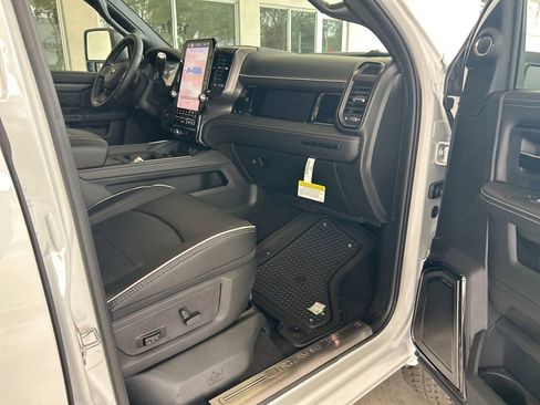 New 2026 RAM 2500 Limited image 29