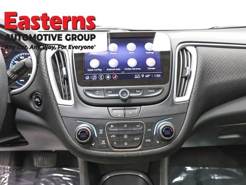 Used 2024 Chevrolet Malibu LT image 12