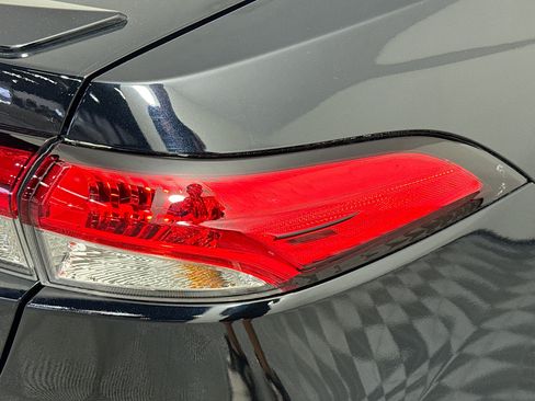 Used 2025 Toyota Corolla SE FWD image 32
