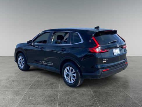 Used 2025 Honda CR-V LX image 3
