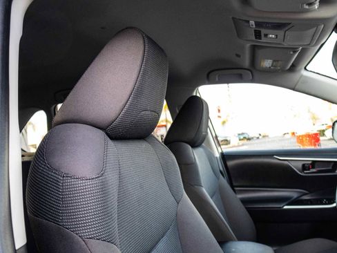 Used 2025 Toyota RAV4 LE image 16