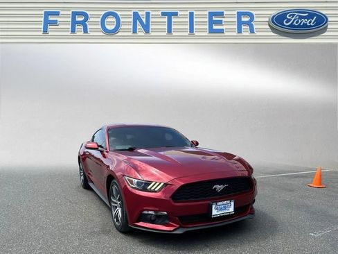 Used 2015 Ford Mustang Premium RWD image 8