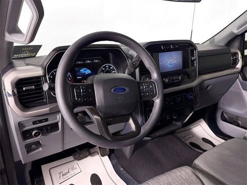 Used 2023 Ford F150 XLT w/ Trailer Tow Package image 9