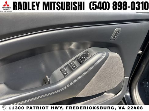 Used 2023 Ford Mustang Mach-E Select AWD/4WD image 5