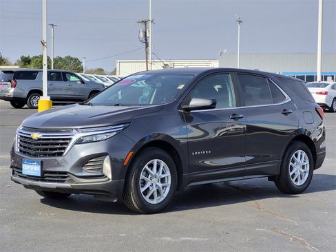 Certified 2022 Chevrolet Equinox LT image 3