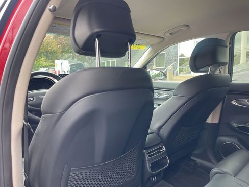 Used 2025 Genesis GV70 2.5T image 20