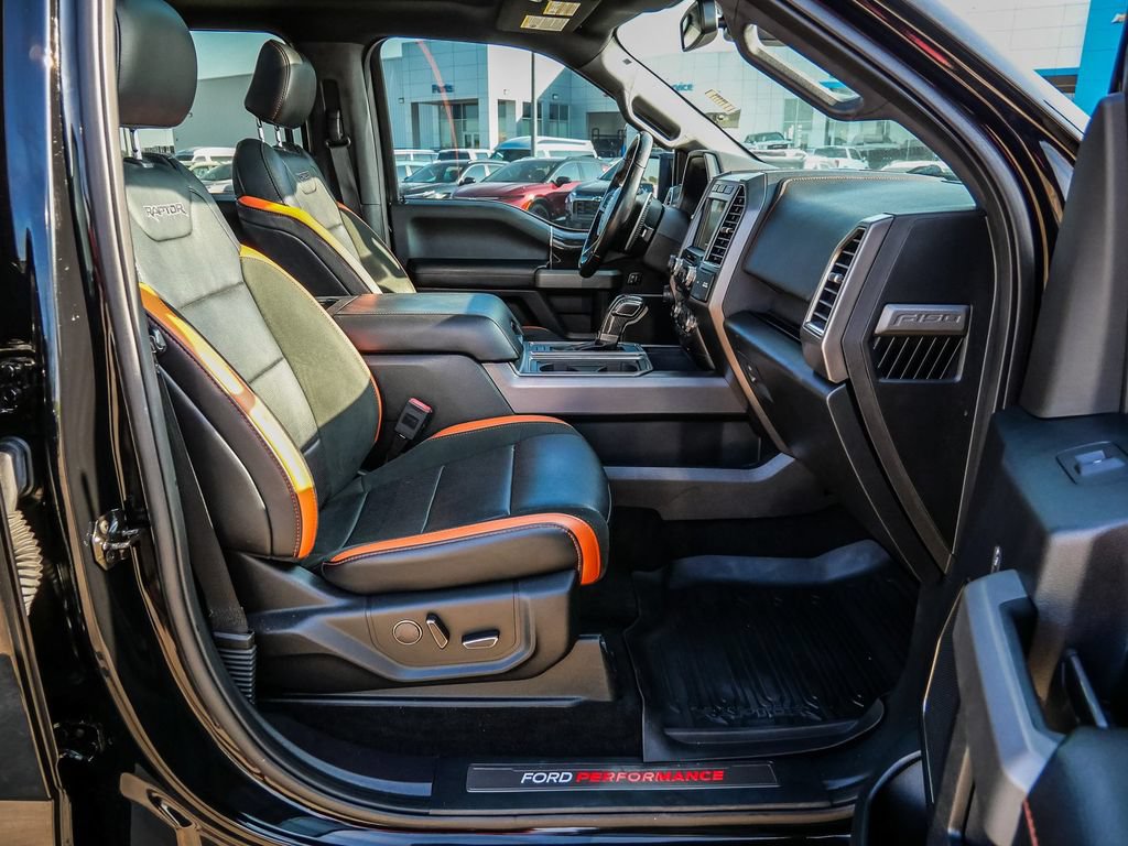 Used 2018 Ford F150 Raptor w/ Equipment Group 802A Luxury AWD/4WD image 18
