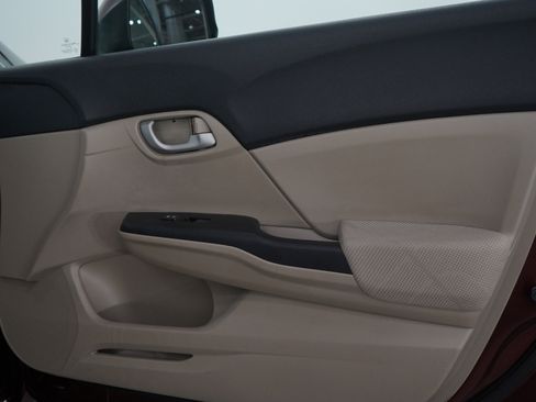 Used 2012 Honda Civic LX image 9