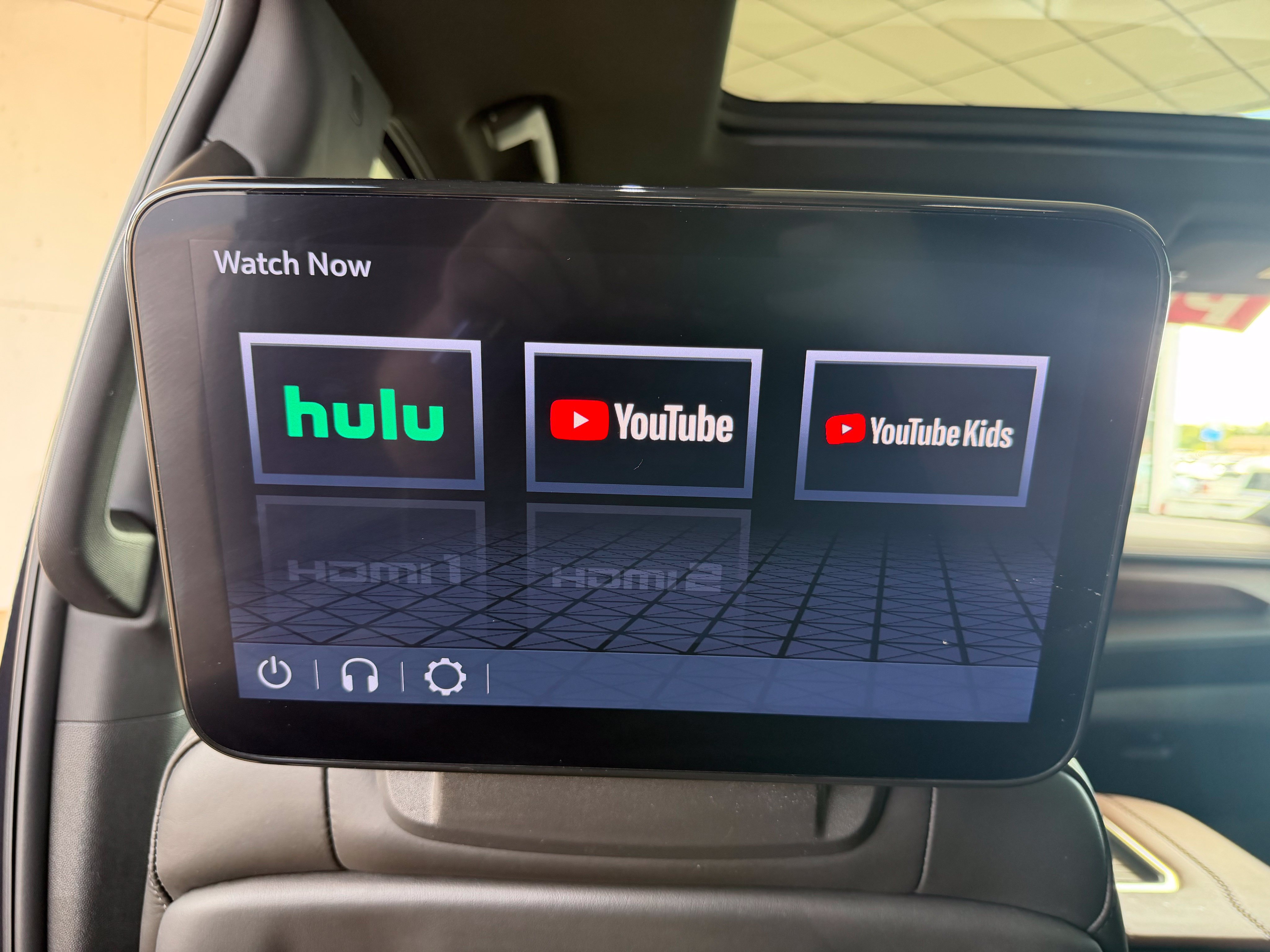 Used 2023 GMC Yukon XL Denali Ultimate AWD/4WD image 50