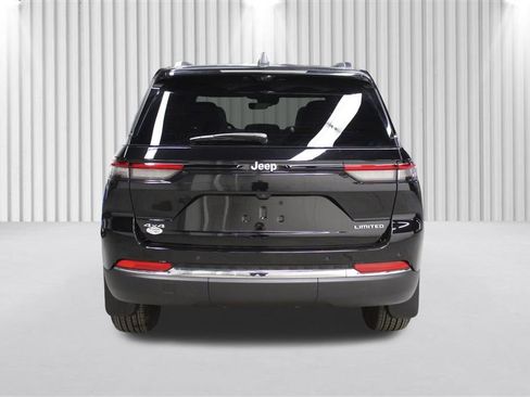New 2025 Jeep Grand Cherokee Limited w/ Luxury Tech Group II image 4