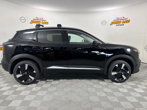 New 2026 Nissan Kicks SR image 6