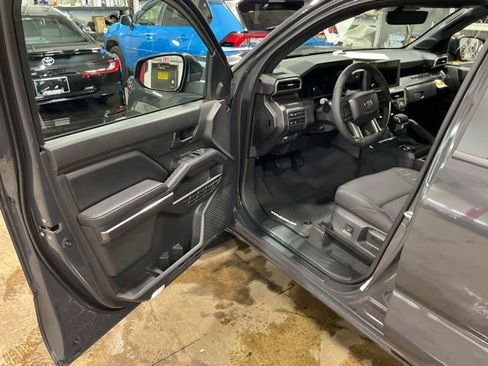 New 2026 Toyota Tacoma SR5 image 9