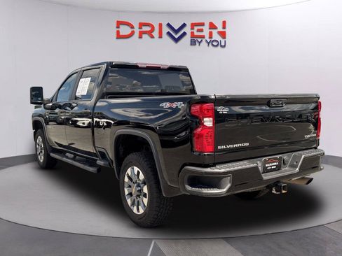 Used 2024 Chevrolet Silverado 2500 Custom w/ Custom Convenience Package AWD/4WD image 6