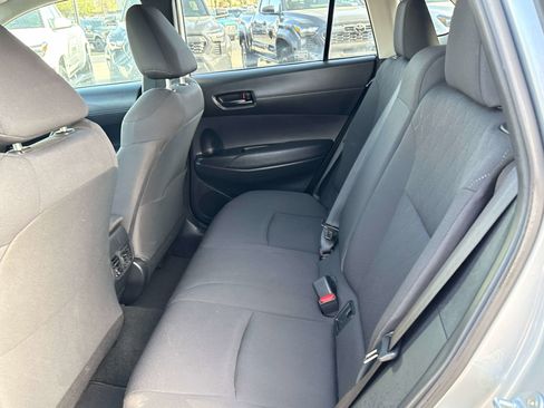 Used 2024 Toyota Corolla Cross LE image 12