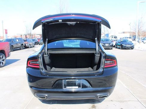 Used 2018 Dodge Charger GT w/ Blacktop Package image 9
