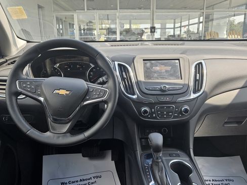 Used 2024 Chevrolet Equinox LT image 11