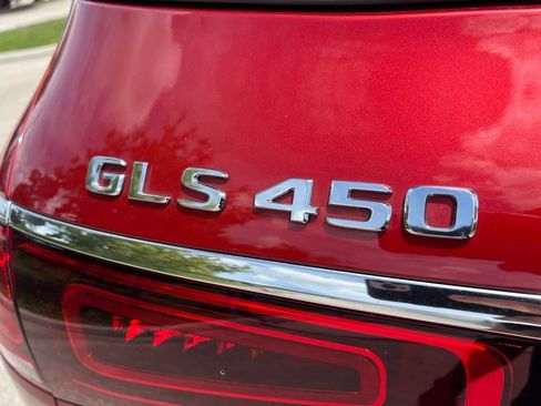 Used 2022 Mercedes-Benz GLS 450 4MATIC image 9