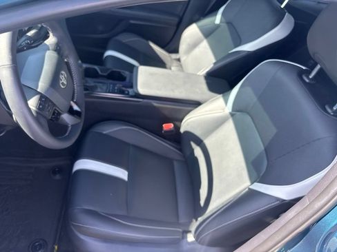 Used 2025 Toyota Camry SE w/ Multimedia Upgrade Package FWD image 21