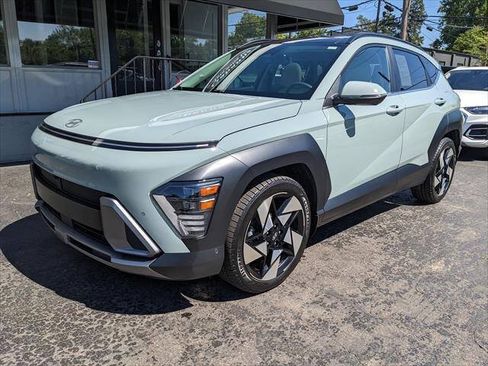 Used 2024 Hyundai Kona Limited FWD image 1