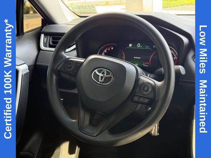 Used 2024 Toyota RAV4 LE FWD image 13