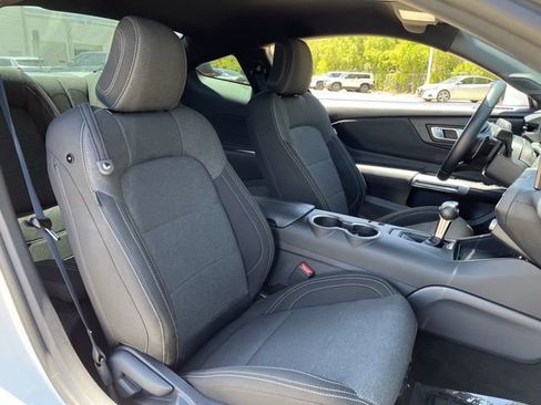 Used 2025 Ford Mustang GT RWD image 25