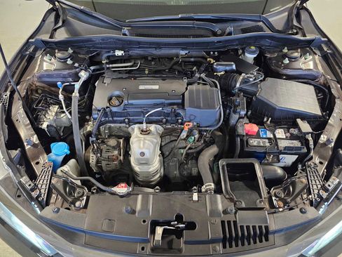 Used 2016 Honda Accord LX image 9