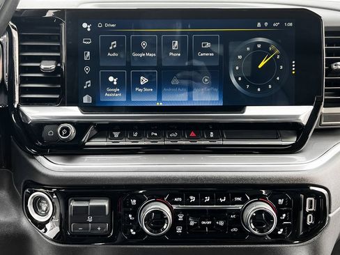 Used 2024 Chevrolet Silverado 2500 High Country image 24