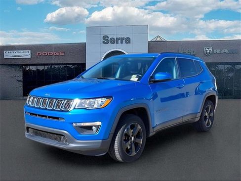 Used 2018 Jeep Compass Latitude w/ Popular Equipment Group image 3
