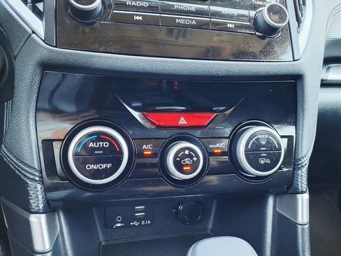 Used 2020 Subaru Forester Premium image 25