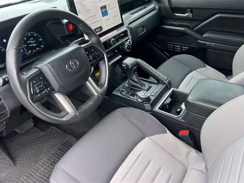 Used 2024 Toyota Tacoma TRD Off-Road image 13