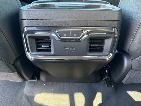 New 2026 GMC Sierra 2500 Denali w/ Denali Reserve Package AWD/4WD image 15