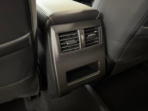 New 2026 Mitsubishi Outlander LE FWD image 21