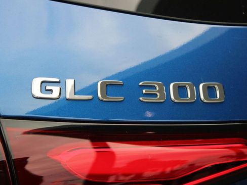 Used 2026 Mercedes-Benz GLC 300 image 22