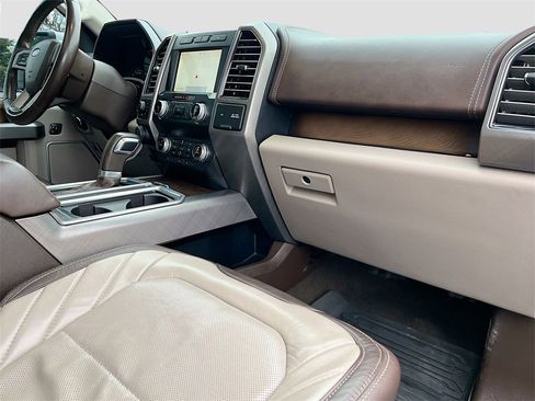 Used 2019 Ford F150 Limited image 27