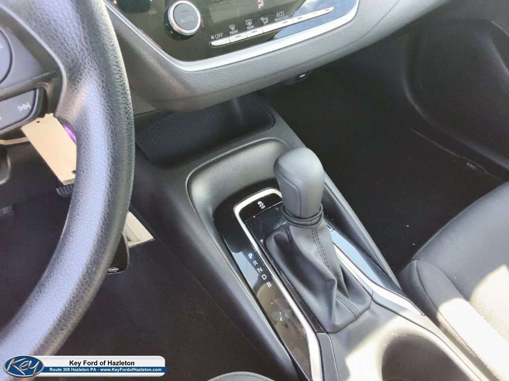 Used 2024 Toyota Corolla LE FWD image 25