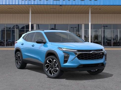 New 2026 Chevrolet Trax RS w/ Sunroof Package image 7