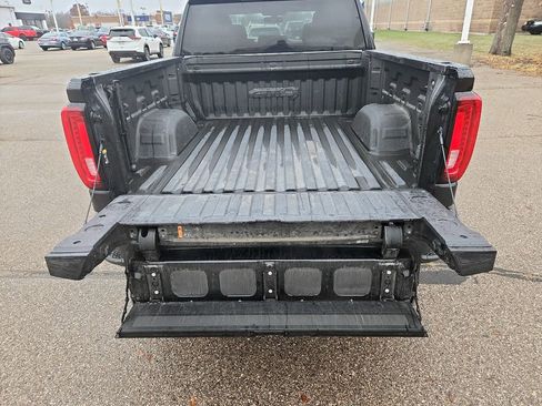 Used 2021 GMC Sierra 1500 AT4 image 29