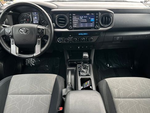 Used 2023 Toyota Tacoma 4x4 Double Cab image 13