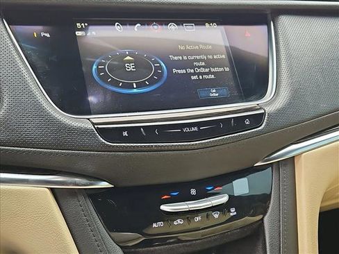 Used 2018 Cadillac XT5 FWD image 13