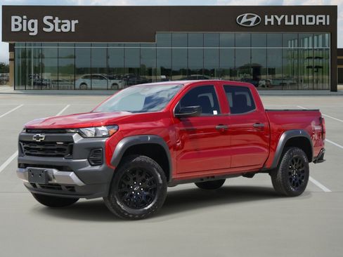 Used 2024 Chevrolet Colorado Trail Boss w/ Technology Package image 1