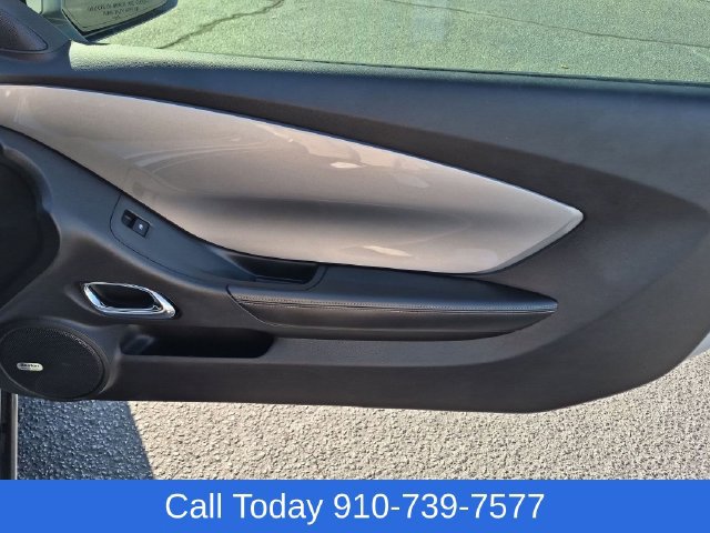 Used 2010 Chevrolet Camaro LT RWD image 28