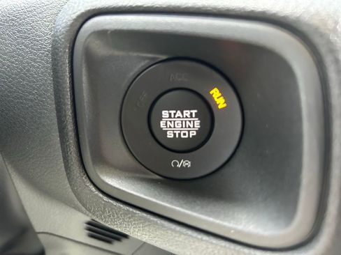 New 2026 Jeep Gladiator Sport image 19